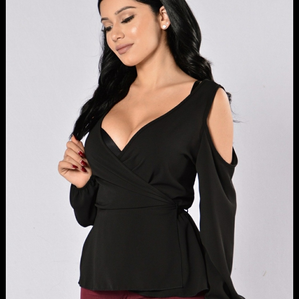 Fashion nova cold shoulder top